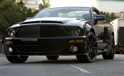 ¡Jay Leno Maneja el Mustang Knight Rider!